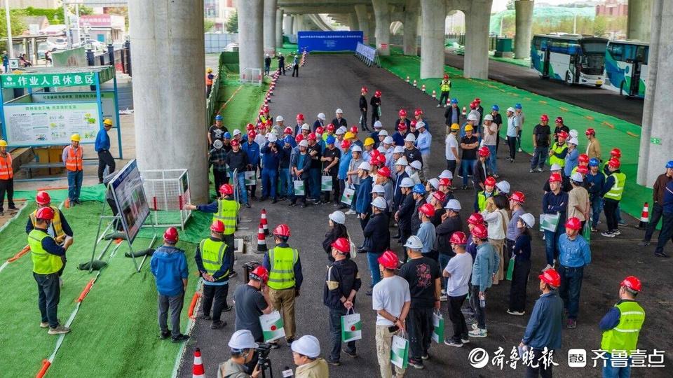 2024年青岛市政道路工程质量现场观摩活动顺利举行(图3)