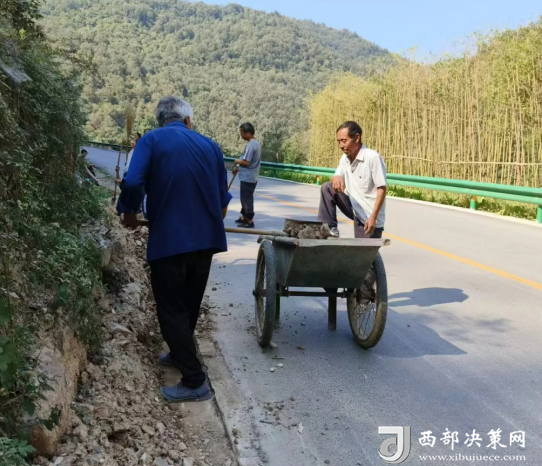 人居环境展新颜 和美乡村谱新篇——2024年站儿巷镇环境卫生整治工作综述(图2)