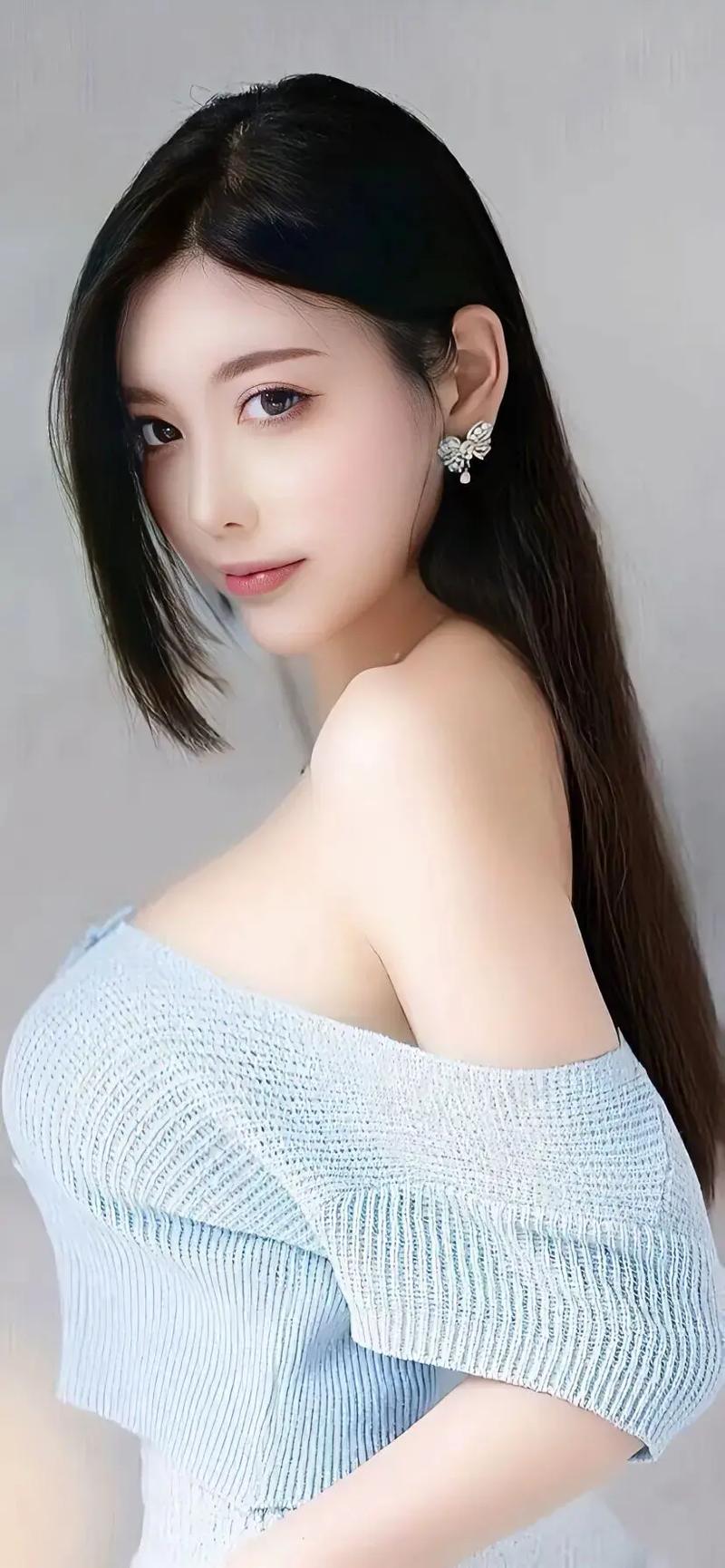 女孩半夜叫爸爸疏通管道(图1)