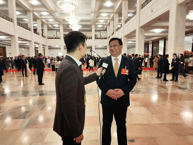 两会国企直通车｜中国铁建戴和根：在更好服务国家战略中提升企业价值创造能力(图2)