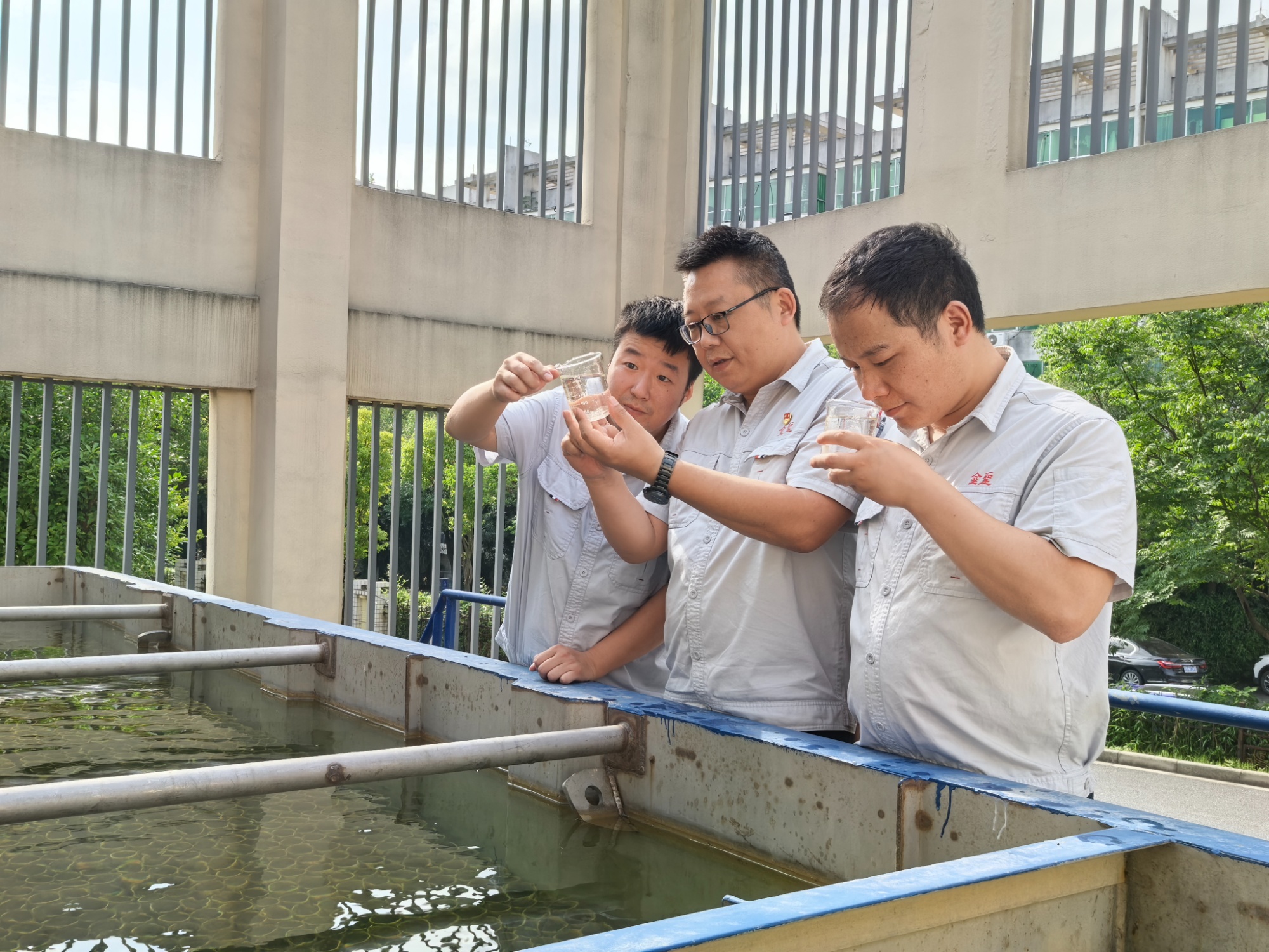 万勇：逐“绿”而行 守护碧水清流(图1)