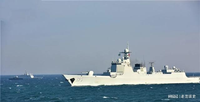 满世界溜达的2艘052D常年不回港补给和保养怎么实现的？(图5)